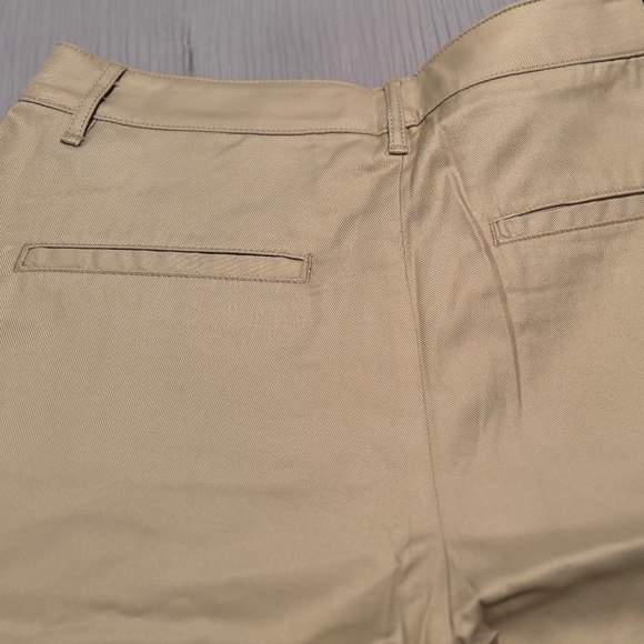 Banana Republic Factory Twill Cargo Pants - Picture 5 of 8